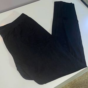Women’s black leggings